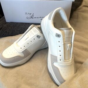 Vintage Havana tennis shoe